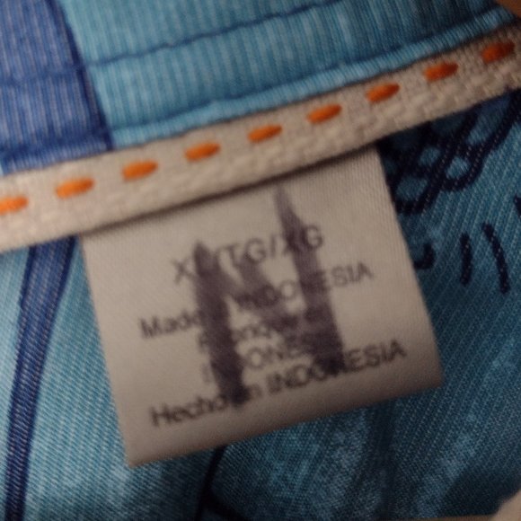 Quiksilver Waterman Collection Tailored Fit Floral Hawaiian Button Up Shirt - Picture 5 of 6